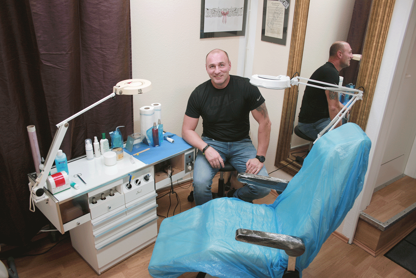 Catwalk Piercing Studio Theke | Traunstein